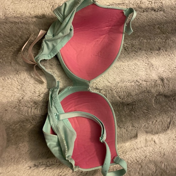 PINK Bra 36C - Picture 2 of 5